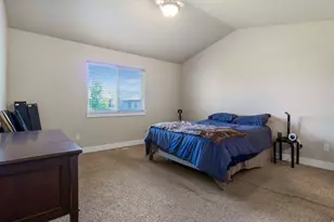 627 S 1870 W, Orem, UT 84059 - Photo 12