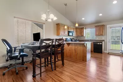 627 S 1870 W, Orem, UT 84059 - Photo 6