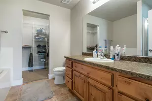 627 S 1870 W, Orem, UT 84059 - Photo 10