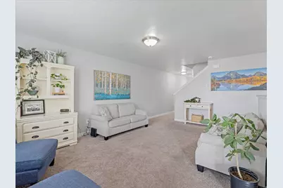 15042 S Gallant Dr W, Bluffdale, UT 84065 - Photo 4