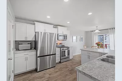15042 S Gallant Dr W, Bluffdale, UT 84065 - Photo 6