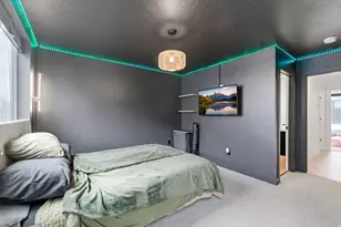 351 W 800 N, Salt Lake City, UT 84103 - Photo 16