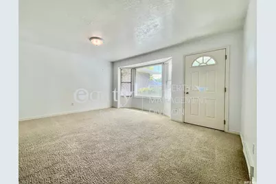 11742 S Tattered Angel Cv, Riverton, UT 84065 - Photo 4