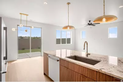 978 N Manen St, Washington, UT 84780 - Photo 8