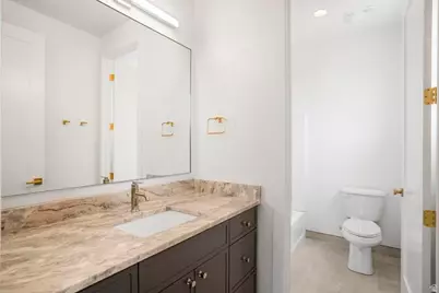 978 N Manen St, Washington, UT 84780 - Photo 26
