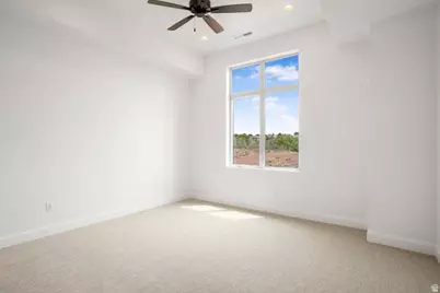 978 N Manen St, Washington, UT 84780 - Photo 30