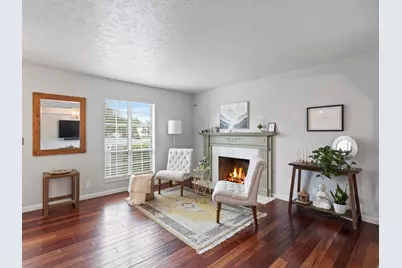 4798 S Saxony Cir E, Holladay, UT 84117 - Photo 2