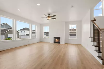822 W Caroline Dr #214, Saratoga Springs, UT 84045 - Photo 14