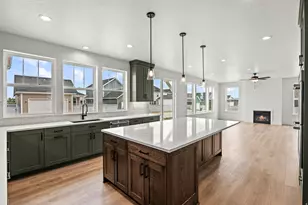 822 W Caroline Dr, Saratoga Springs, UT 84045 - Photo 16