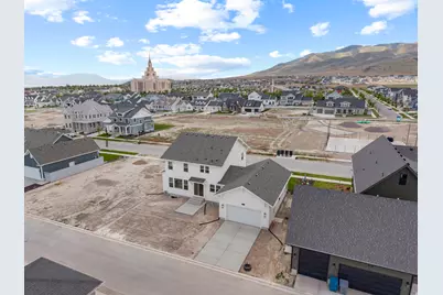 822 W Caroline Dr #214, Saratoga Springs, UT 84045 - Photo 4