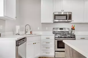 11217 S Hampton Way, South Jordan, UT 84095 - Photo 28