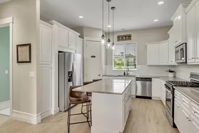 11217 S Hampton Way, South Jordan, UT 84095 - Photo 6