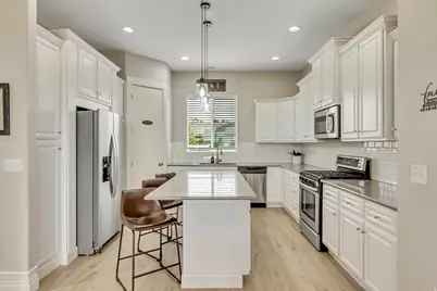 11217 S Hampton Way, South Jordan, UT 84095 - Photo 14