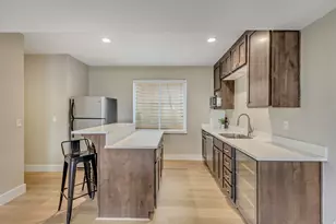 11217 S Hampton Way, South Jordan, UT 84095 - Photo 52
