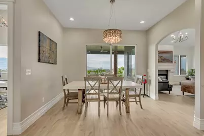 11217 S Hampton Way, South Jordan, UT 84095 - Photo 18