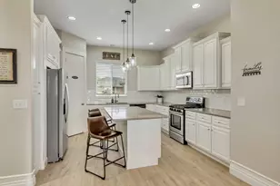 11217 S Hampton Way, South Jordan, UT 84095 - Photo 12