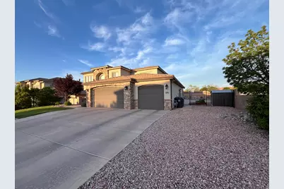 1195 S 2970 E, Saint George, UT 84790 - Photo 2