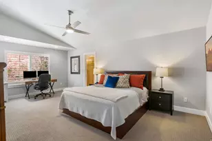 926 E Tahnia Park Cir S, Salt Lake City, UT 84121 - Photo 16