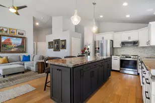926 E Tahnia Park Cir S, Salt Lake City, UT 84121 - Photo 8