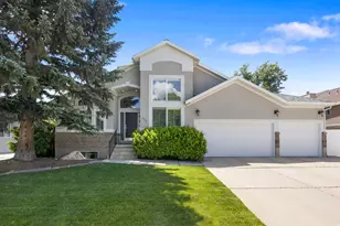 926 E Tahnia Park Cir S, Salt Lake City, UT 84121 - Photo 2