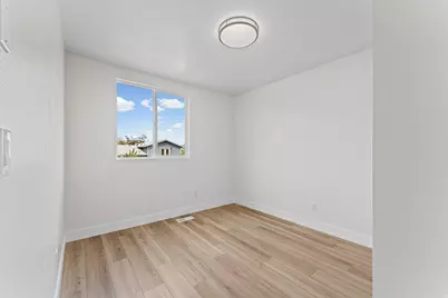 3718 S Bronco Cir W, Magna, UT 84044 - Photo 14