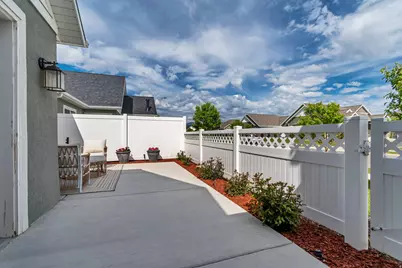 501 E Lone Star #B, Saratoga Springs, UT 84045 - Photo 6