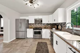 1216 E Crandall Ave, Salt Lake City, UT 84106 - Photo 12