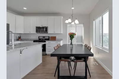 15228 S Park Bluff Way, Bluffdale, UT 84065 - Photo 8
