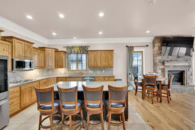 192 E Lakeside Ct, Saratoga Springs, UT 84045 - Photo 14