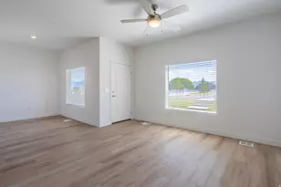 1172 Ambrosia Pl W, Grantsville, UT 84029 - Photo 4