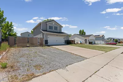 332 E 880 N, Tooele, UT 84074 - Photo 22