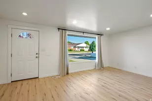 5764 S Nena Way, Salt Lake City, UT 84107 - Photo 4
