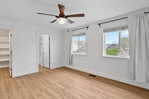 8569 S Sunrise Oak Dr, West Jordan, UT 84081 - Photo 10