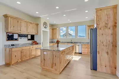 50 Pier Pl #201, Stansbury Park, UT 84074 - Photo 6