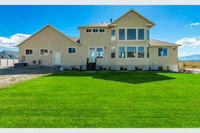 50 Pier Pl #201, Stansbury Park, UT 84074 - Photo 32