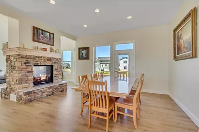 50 Pier Pl #201, Stansbury Park, UT 84074 - Photo 4