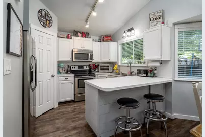 1170 E 750 S, Layton, UT 84041 - Photo 4