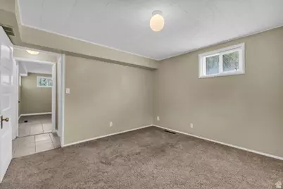 787 E Redmaple Cir, Salt Lake City, UT 84106 - Photo 30
