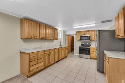 787 E Redmaple Cir, Salt Lake City, UT 84106 - Photo 26