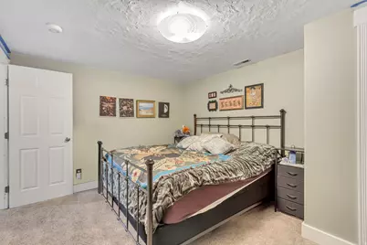 65 W 700 N, Bountiful, UT 84010 - Photo 16