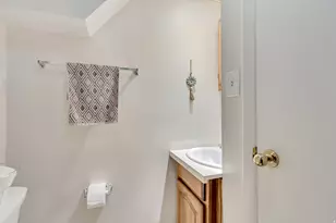 65 W 700 N, Bountiful, UT 84010 - Photo 26