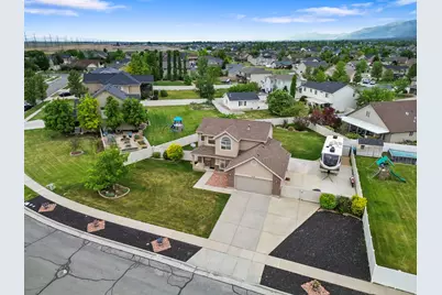 2028 Morningside Dr W, Farmington, UT 84025 - Photo 34