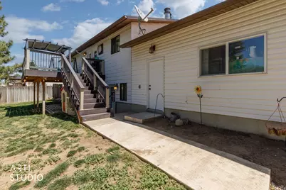 1131 N 575 W, Clinton, UT 84015 - Photo 30