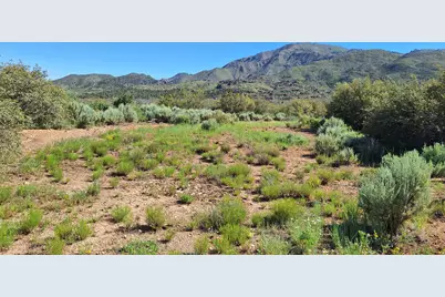 225 N 400 W, New Harmony, UT 84757 - Photo 10