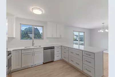 1384 E Sudbury Ave, Sandy, UT 84093 - Photo 8