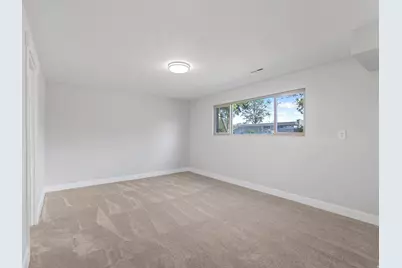 1384 E Sudbury Ave, Sandy, UT 84093 - Photo 14