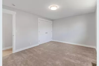 1384 E Sudbury Ave, Sandy, UT 84093 - Photo 10