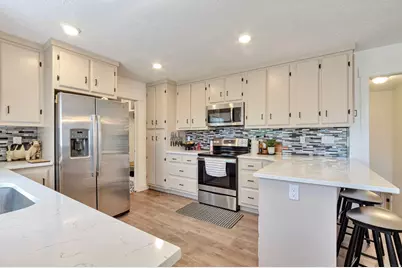 278 E Shepard Ln, Kaysville, UT 84037 - Photo 10