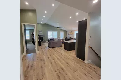 252 W 4950 S, Washington Terrace, UT 84405 - Photo 10