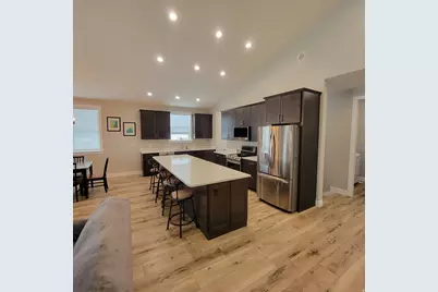 252 W 4950 S, Washington Terrace, UT 84405 - Photo 2